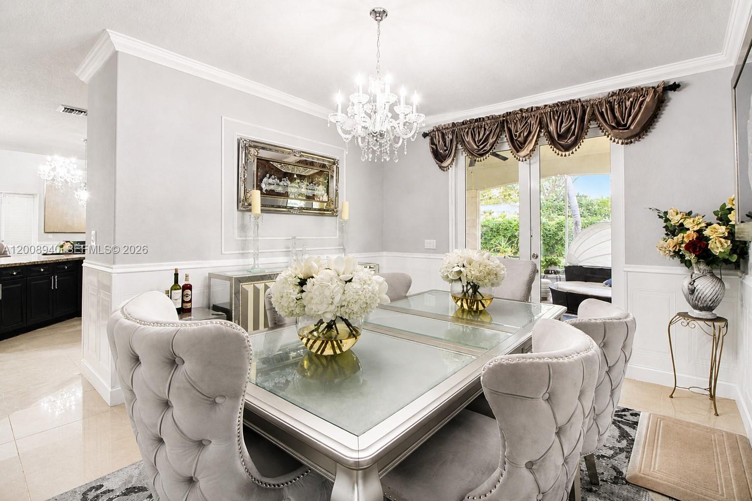 PALM ISLE ESTATES - Residential