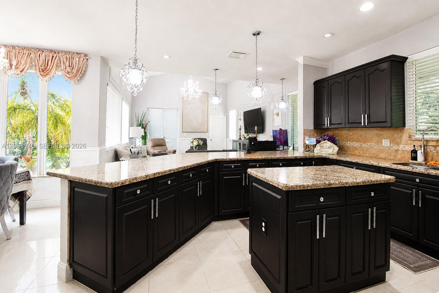 PALM ISLE ESTATES - Residential