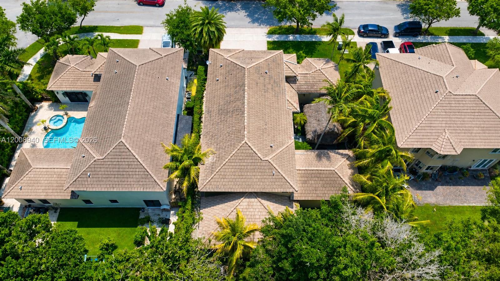 PALM ISLE ESTATES - Residential