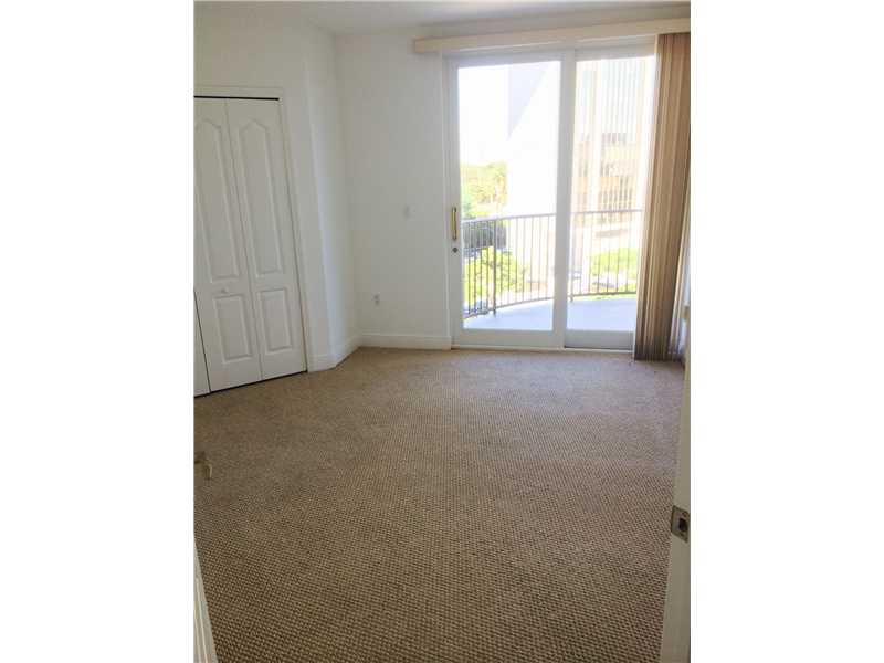 BRICKELL WAY CONDO - Residential Lease