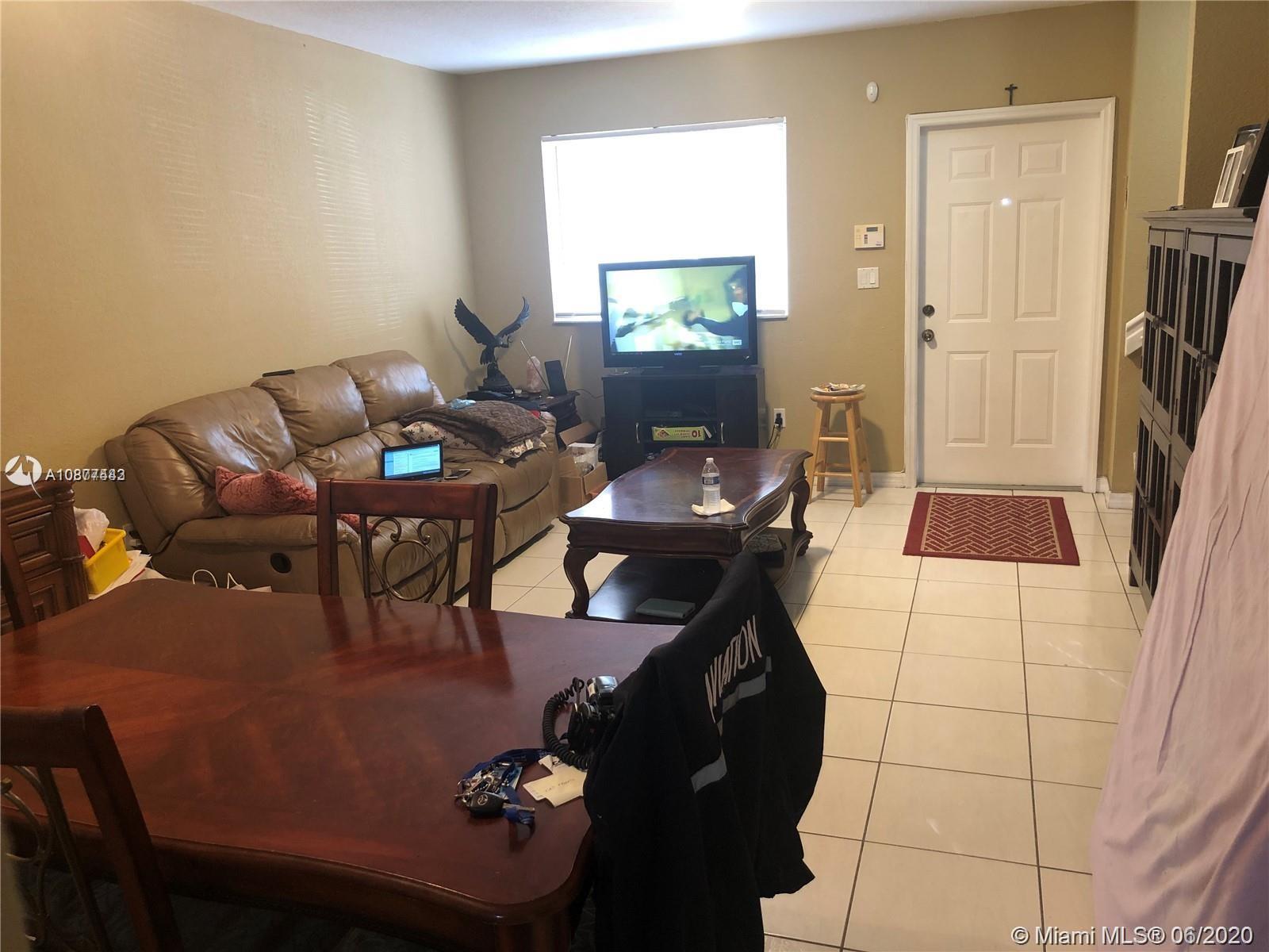 LOS PORTALES PHASE III CO - Residential