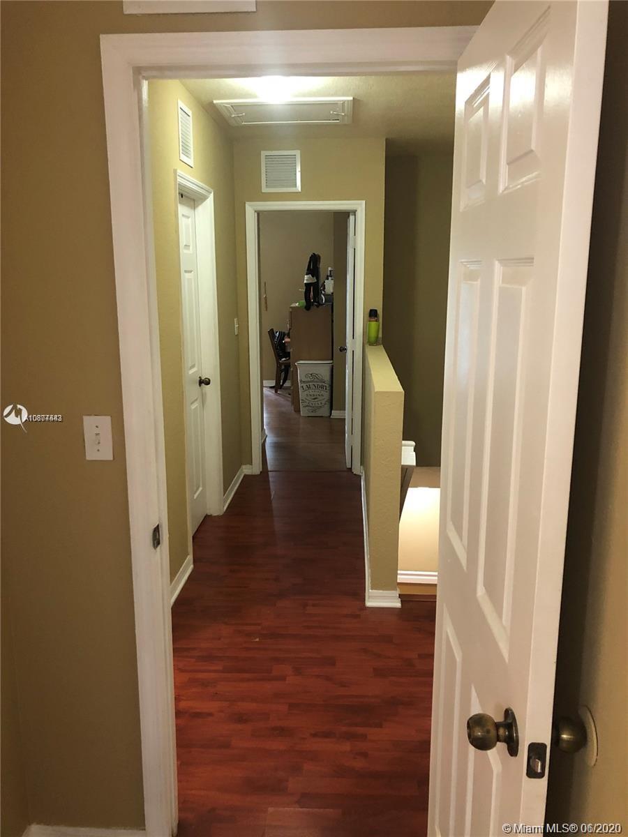 LOS PORTALES PHASE III CO - Residential