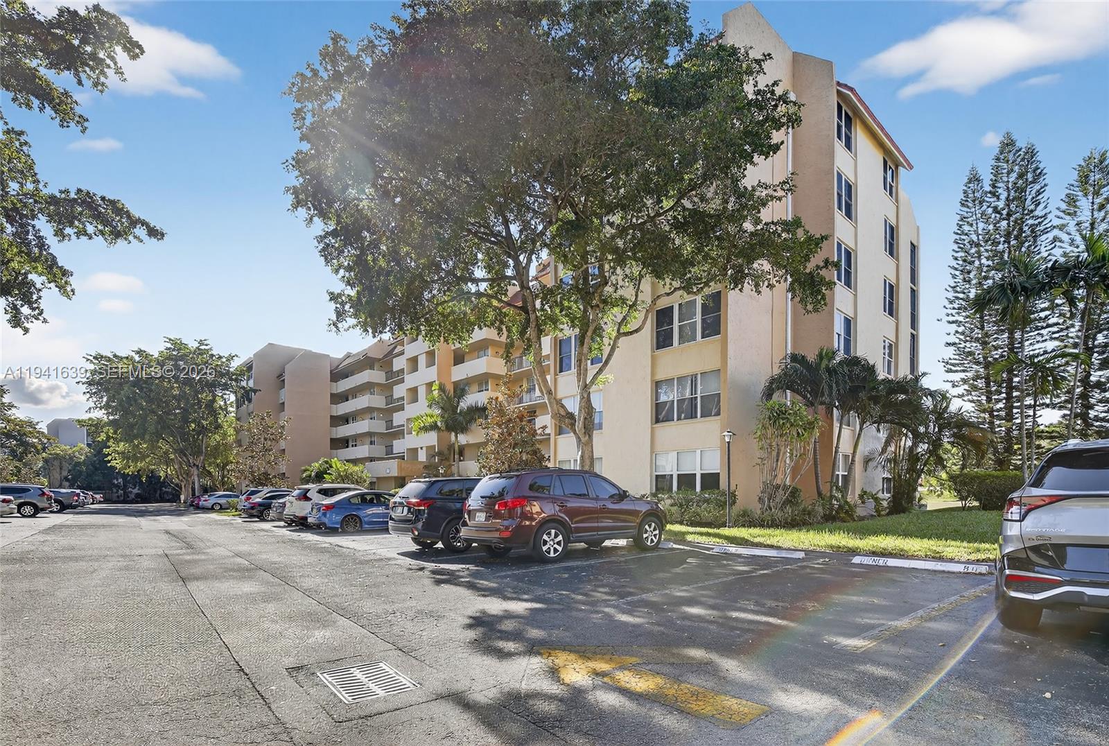 CONDOMINIUM 8 OF ENVIRON - Residential