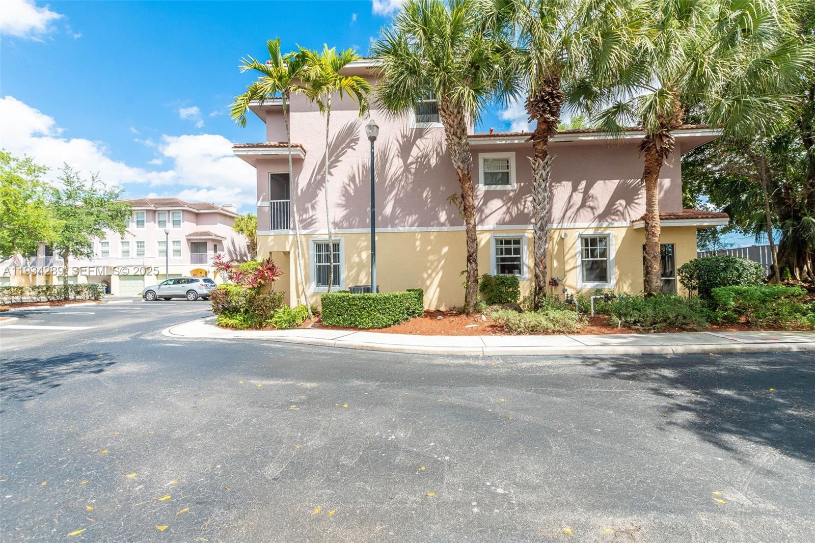 CYPRESS POINTE AT CORAL S - Residential