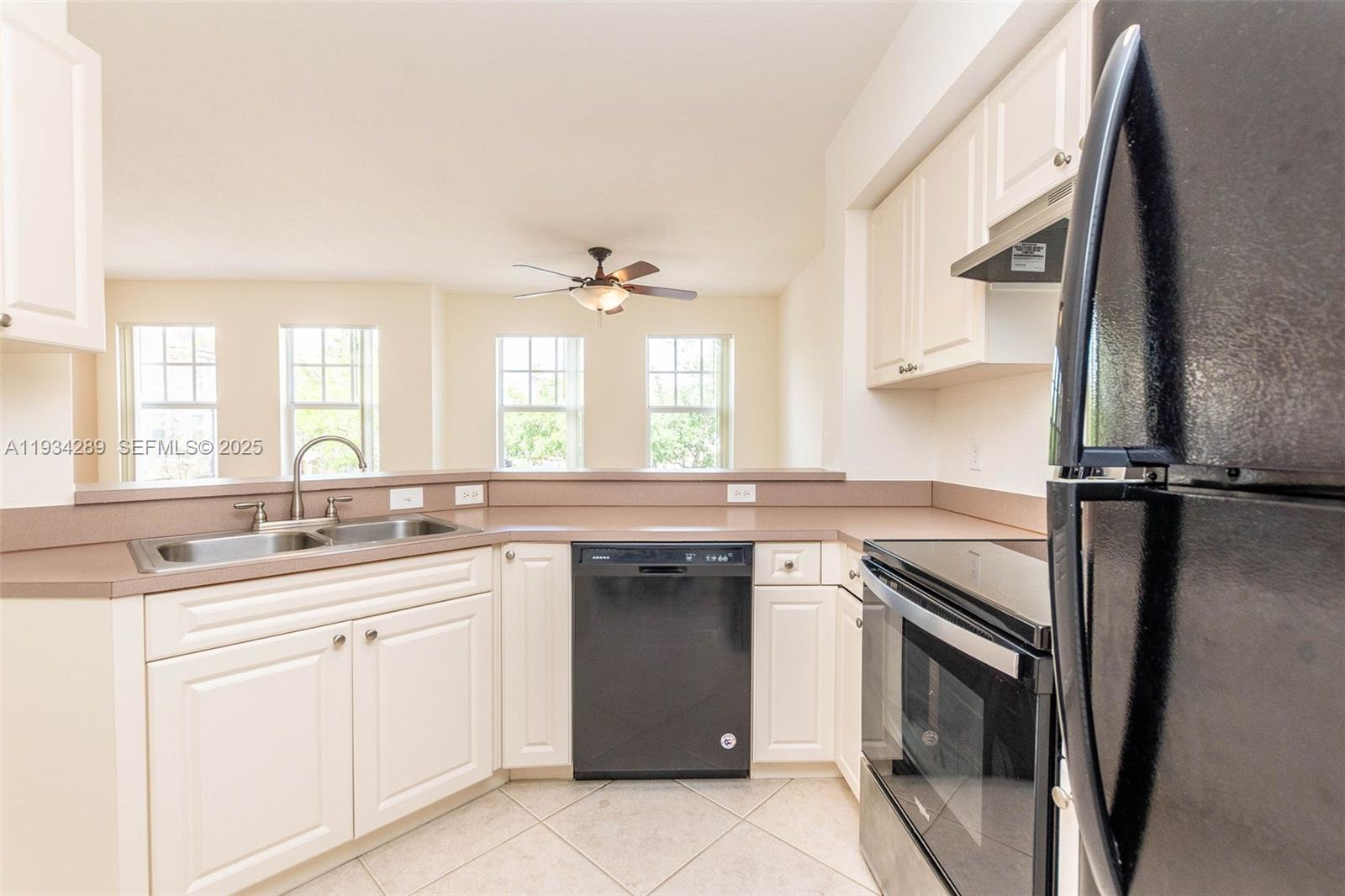 CYPRESS POINTE AT CORAL S - Residential