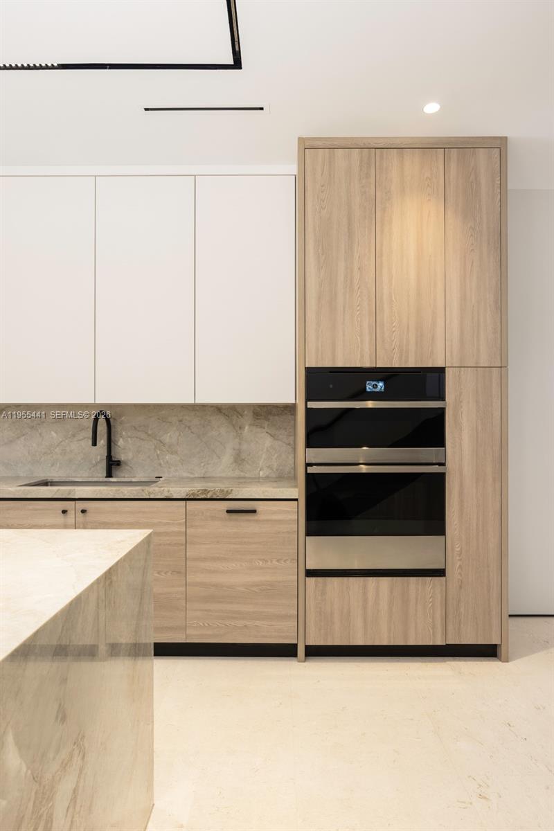 PALMHURST - Residential