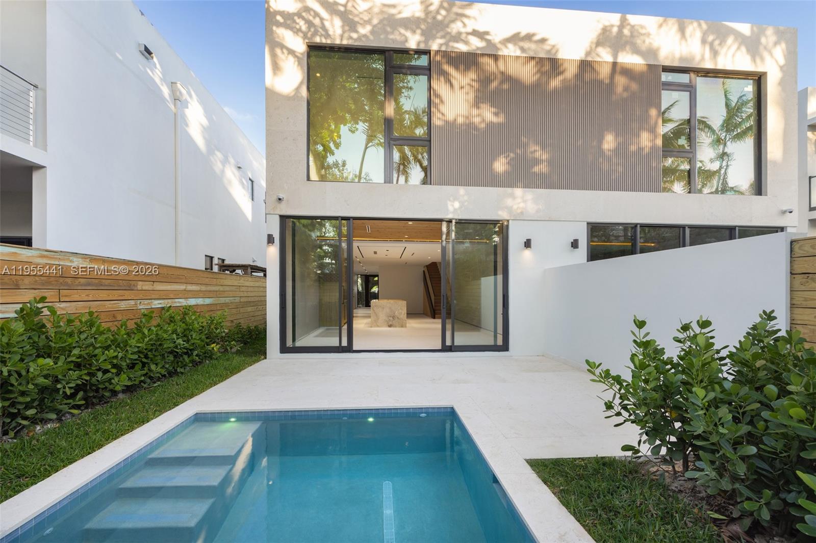 PALMHURST - Residential