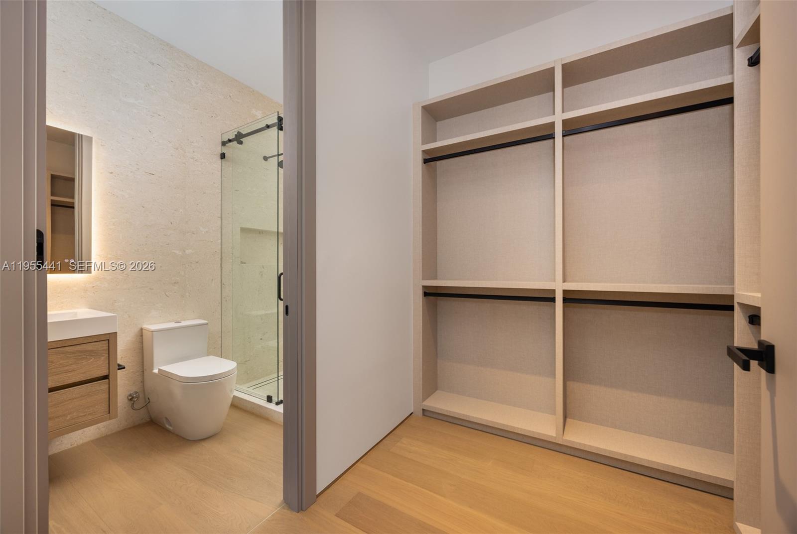 PALMHURST - Residential