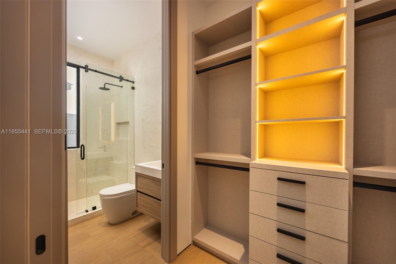 PALMHURST - Residential