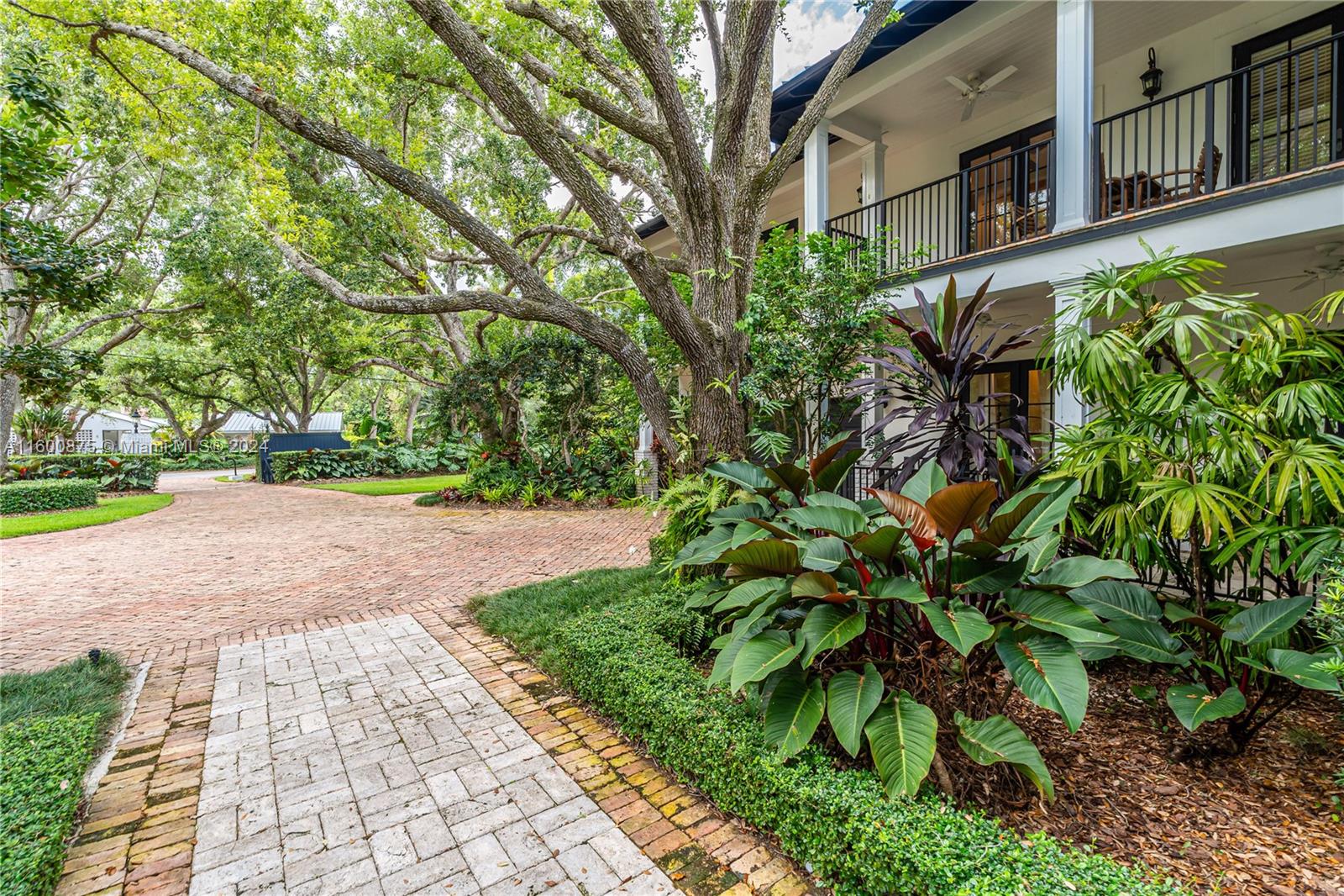 MARC FIRESTONE ESTATES .9 - Residential