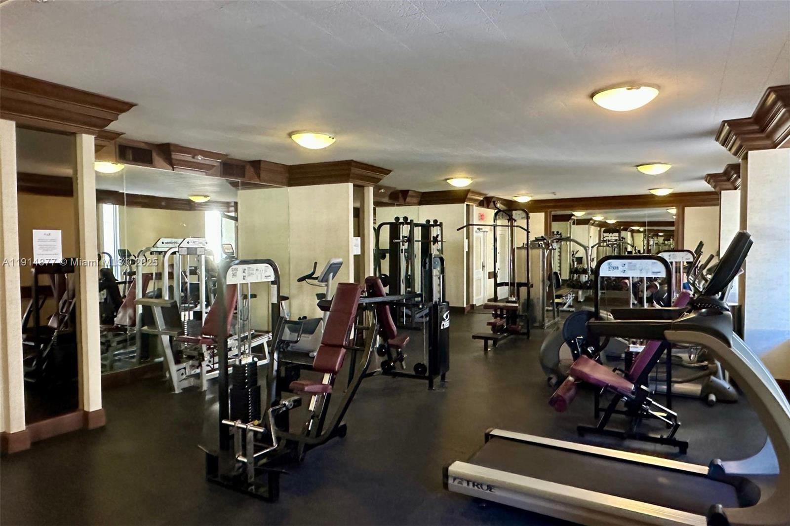 ISLAND TERRACE CONDO - Residential Lease