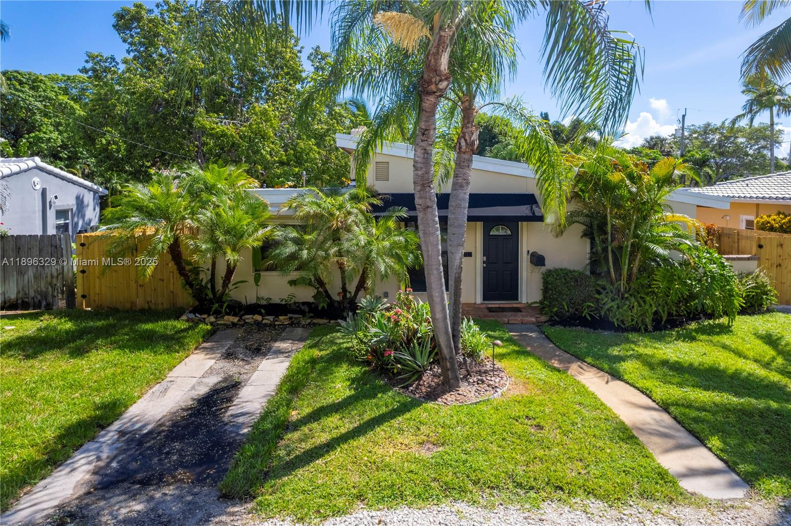 LAKE RIDGE - Residential