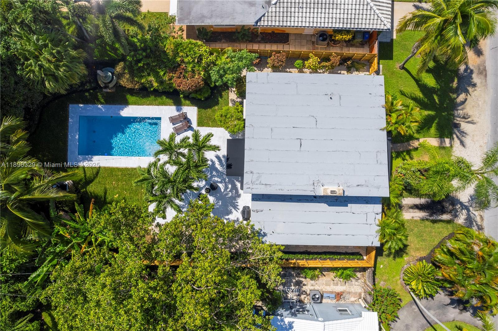 LAKE RIDGE - Residential