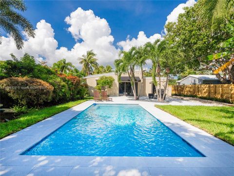 Photo of 1212 NE 17th Ter, Fort Lauderdale, FL 33304 (MLS # A11896329)