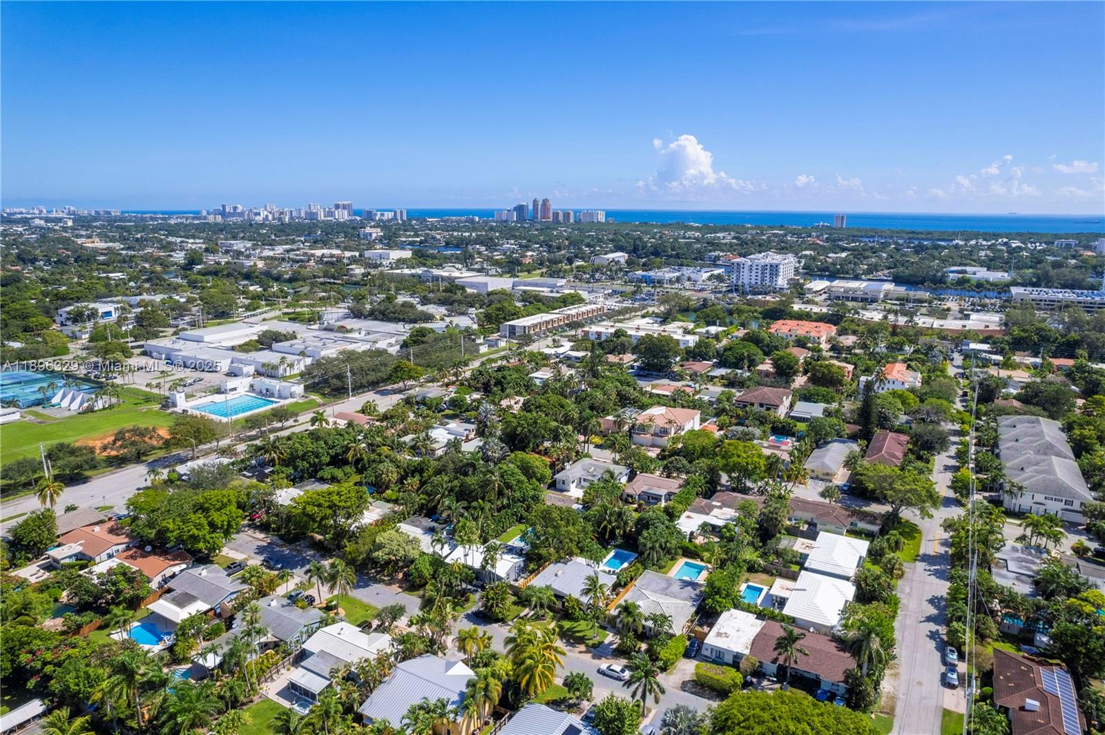 LAKE RIDGE - Residential