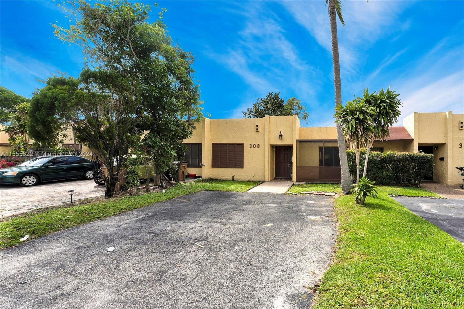 Property for Sale at 308 Nw 43rd Pl Pl, Deerfield Beach, Broward County, Florida - Bedrooms: 3 
Bathrooms: 2  - $329,000