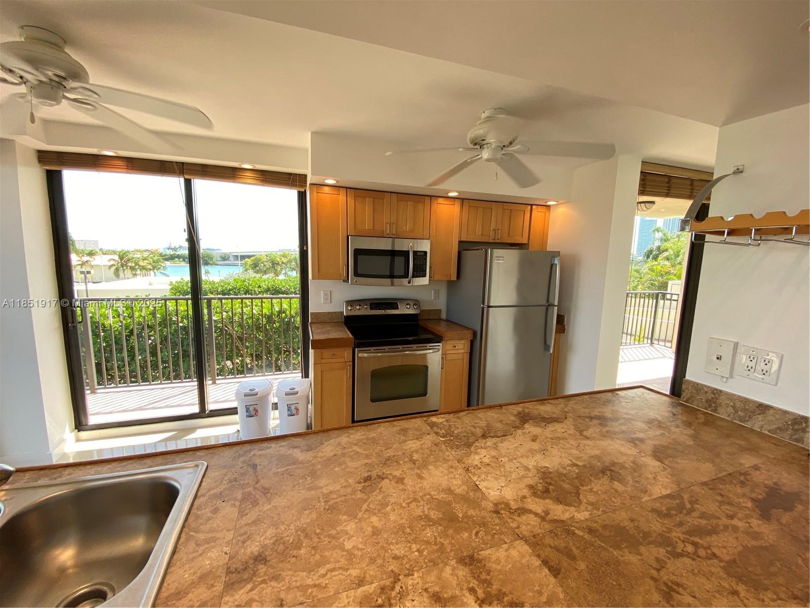 801 N VENETIAN DRIVE 202