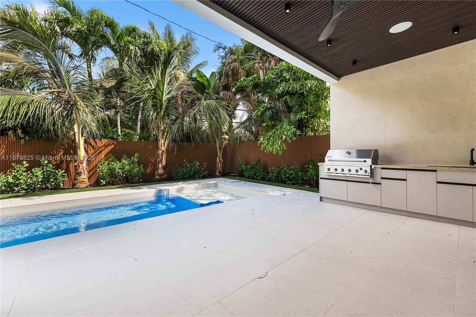 RIO VISTA - Residential