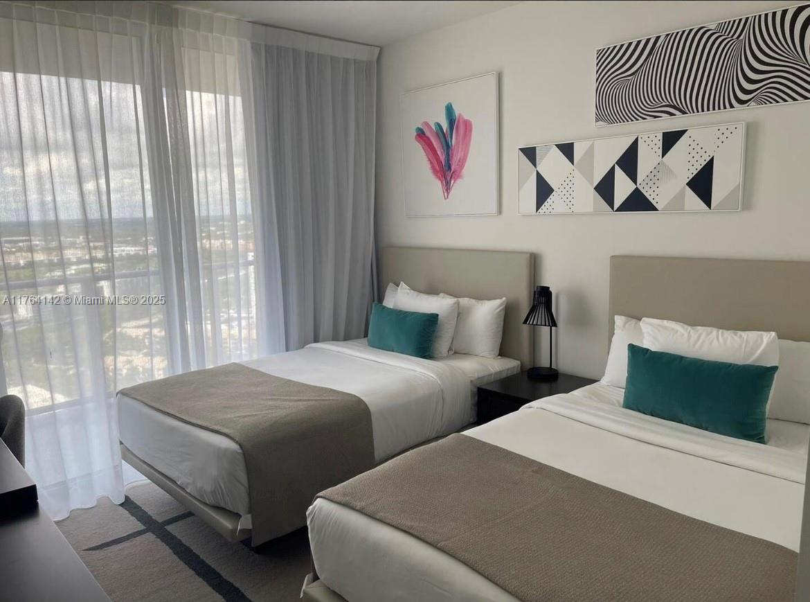 4010 S Ocean Dr R3004