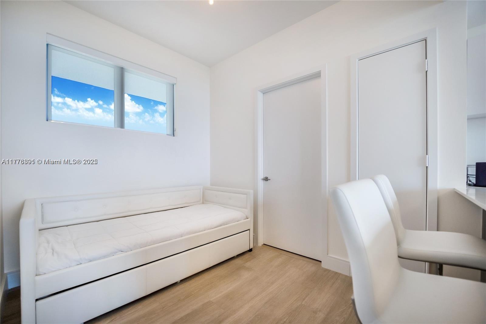 BISCAYNE BEACH CONDO - Residential Lease