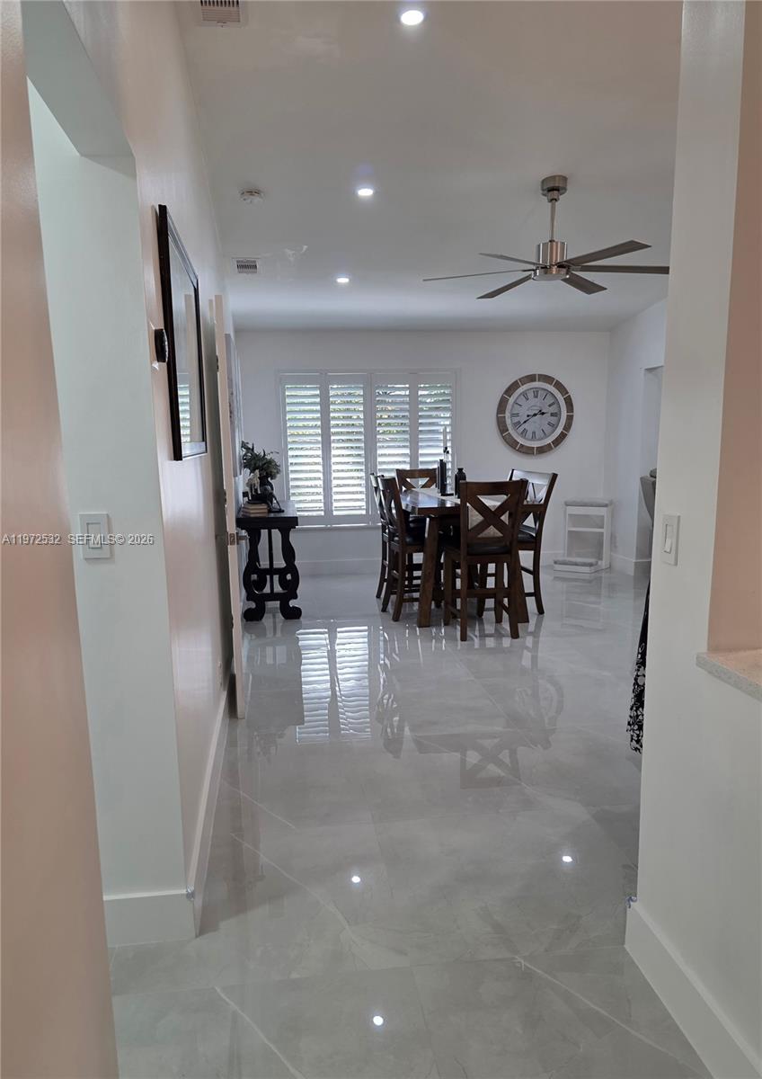 KINGS POINT 2 - Residential