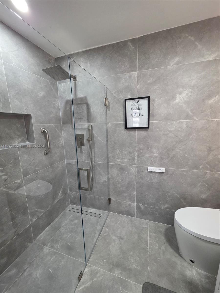 KINGS POINT 2 - Residential