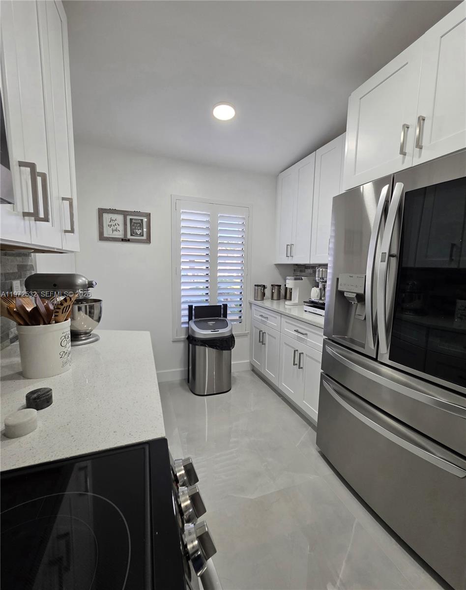 KINGS POINT 2 - Residential