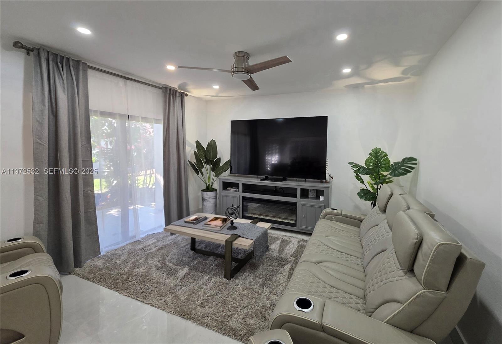 KINGS POINT 2 - Residential