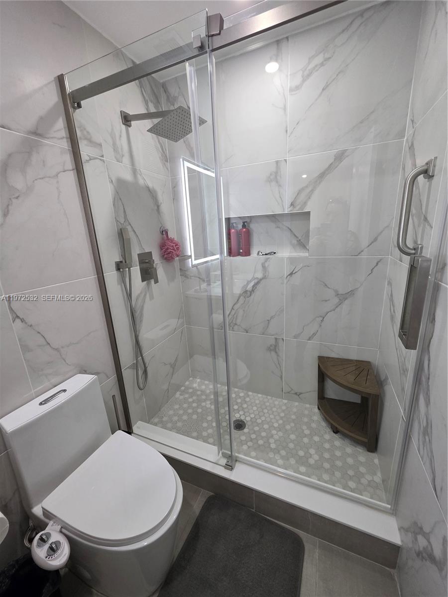 KINGS POINT 2 - Residential