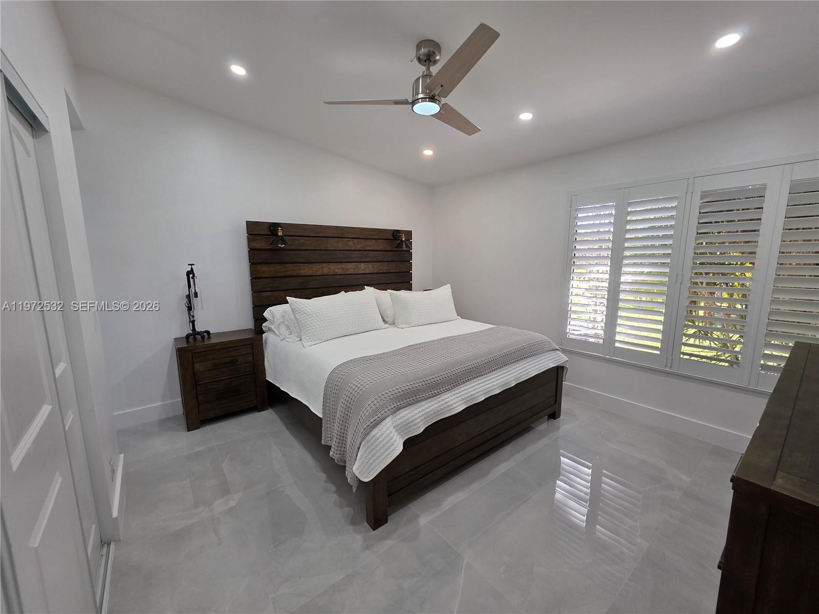 KINGS POINT 2 - Residential