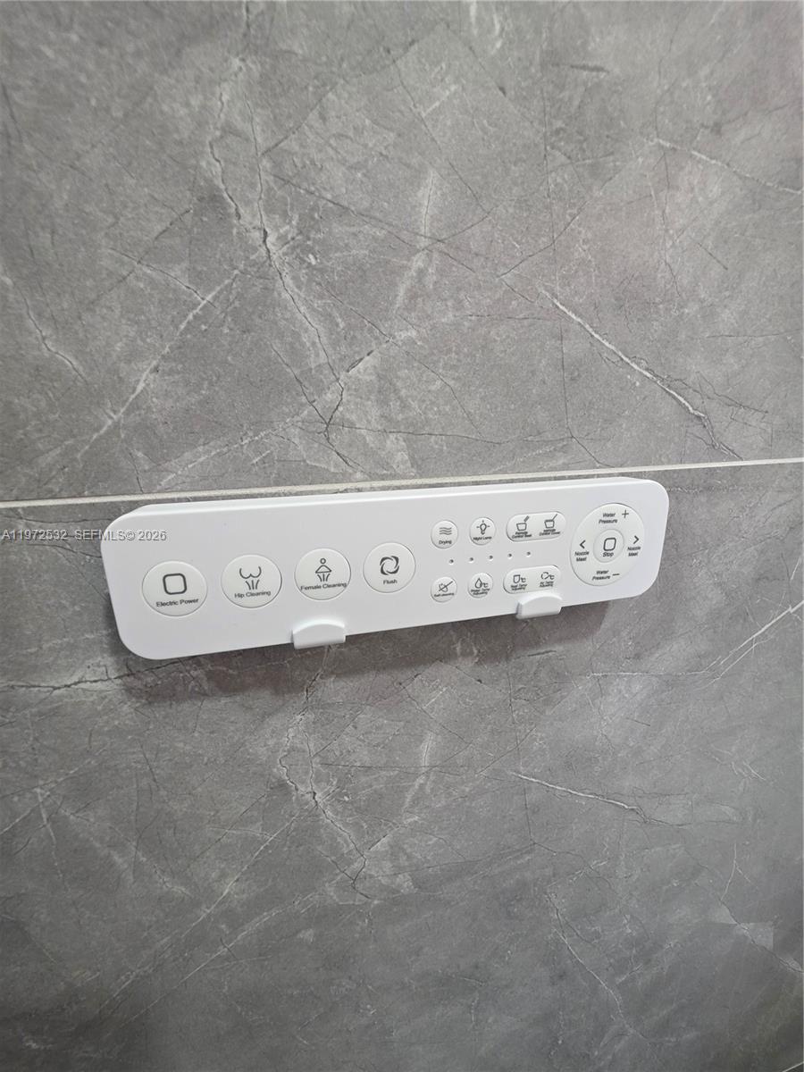 KINGS POINT 2 - Residential