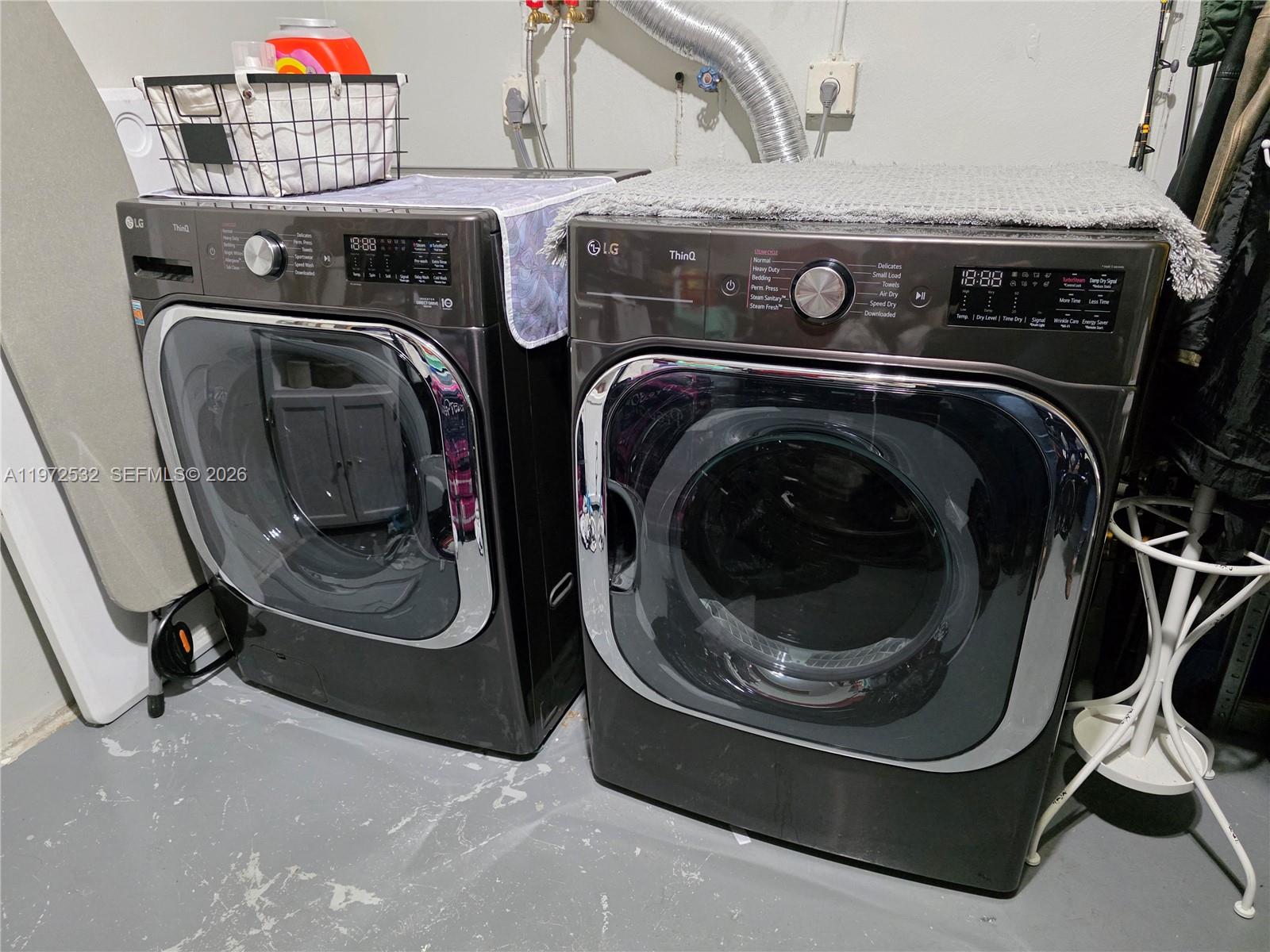 KINGS POINT 2 - Residential