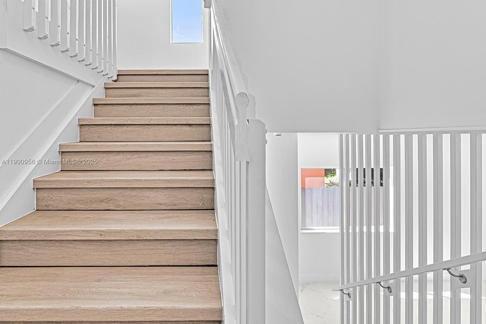 N MIAMI ESTATES - Residential