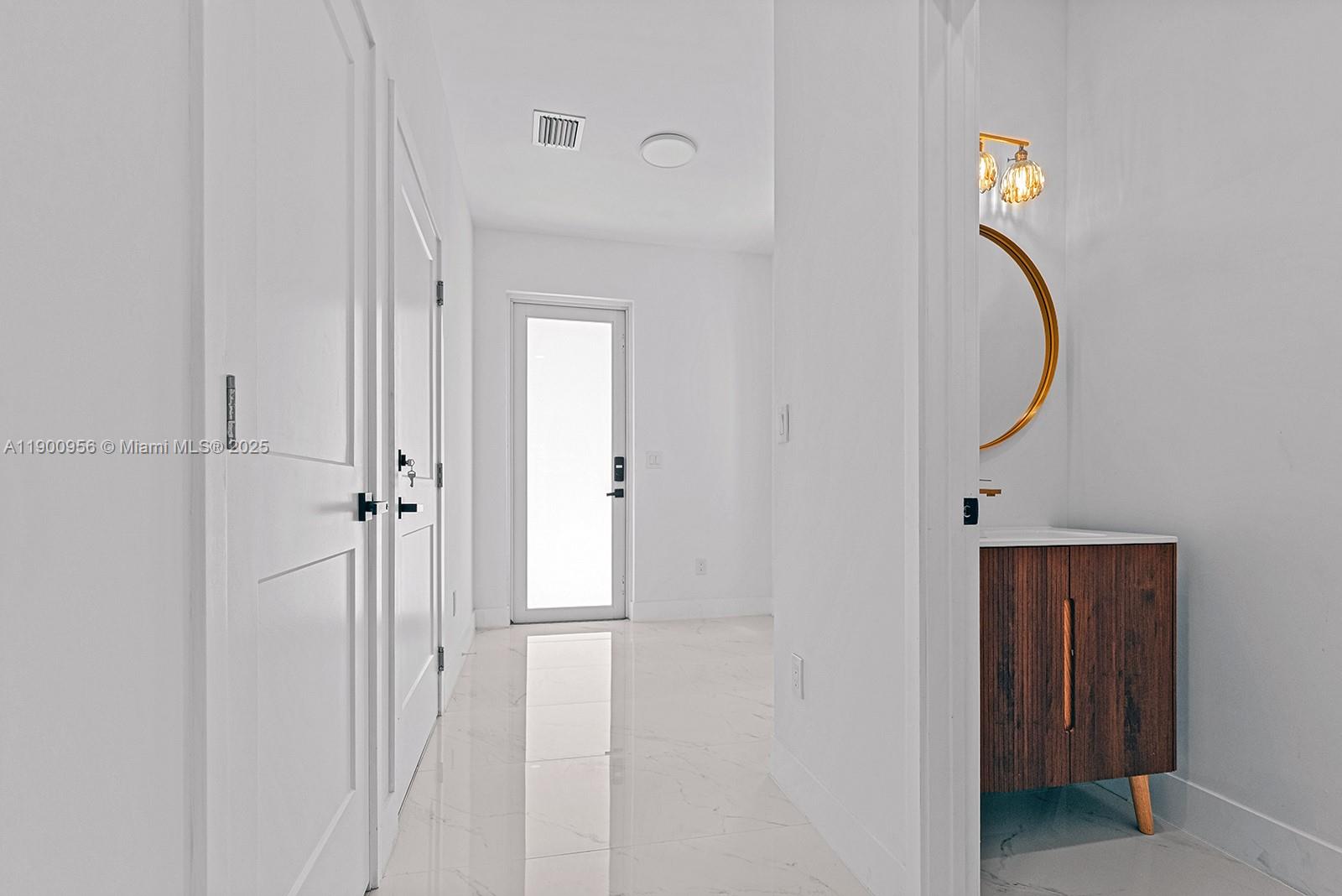 N MIAMI ESTATES - Residential