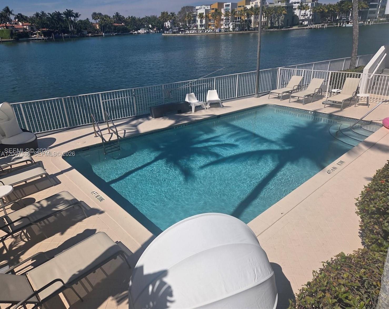 LA RIVE GAUCHE CONDO - Residential