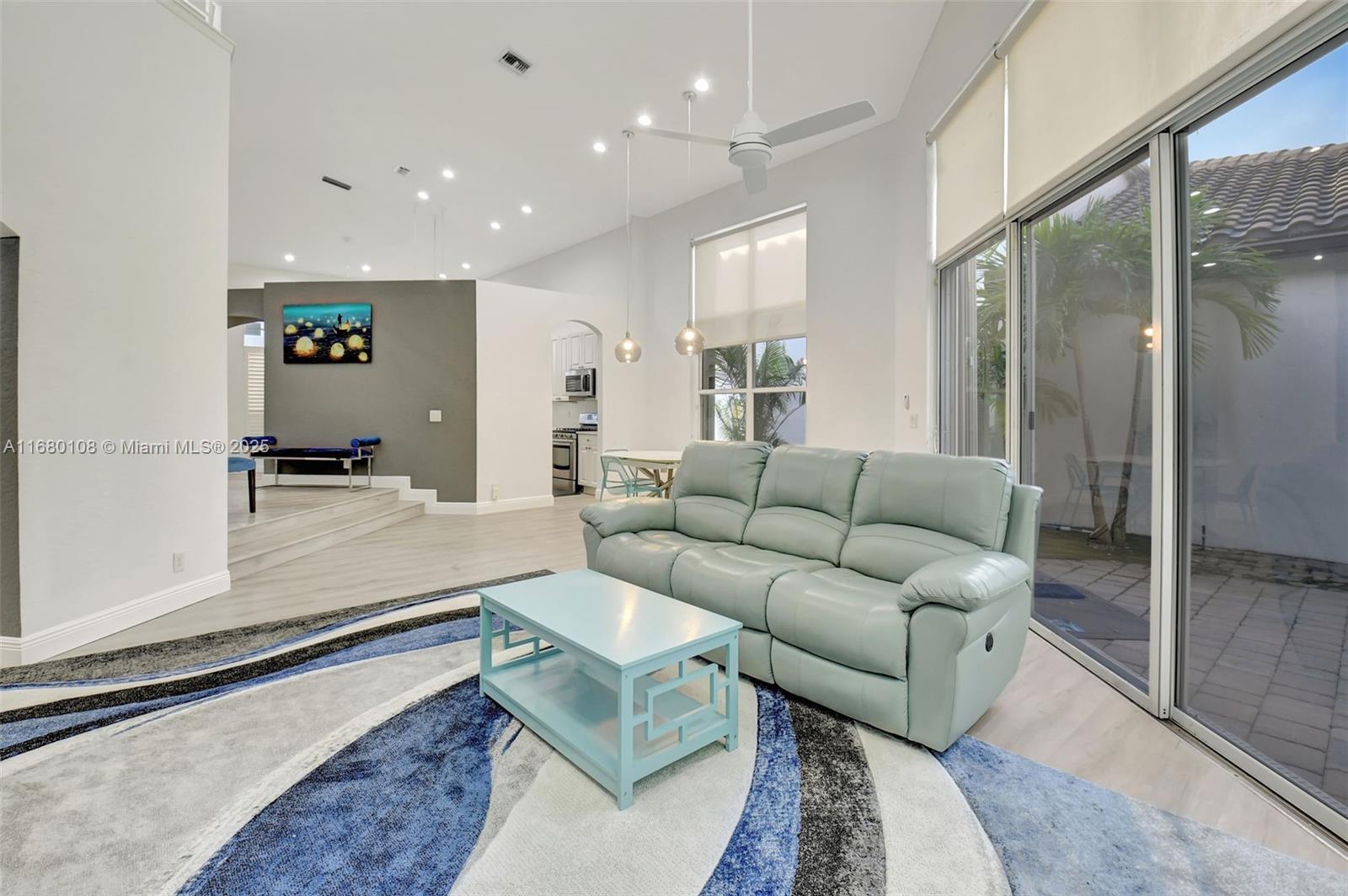 KENSINGTON AT WOODFIELD C - Residential
