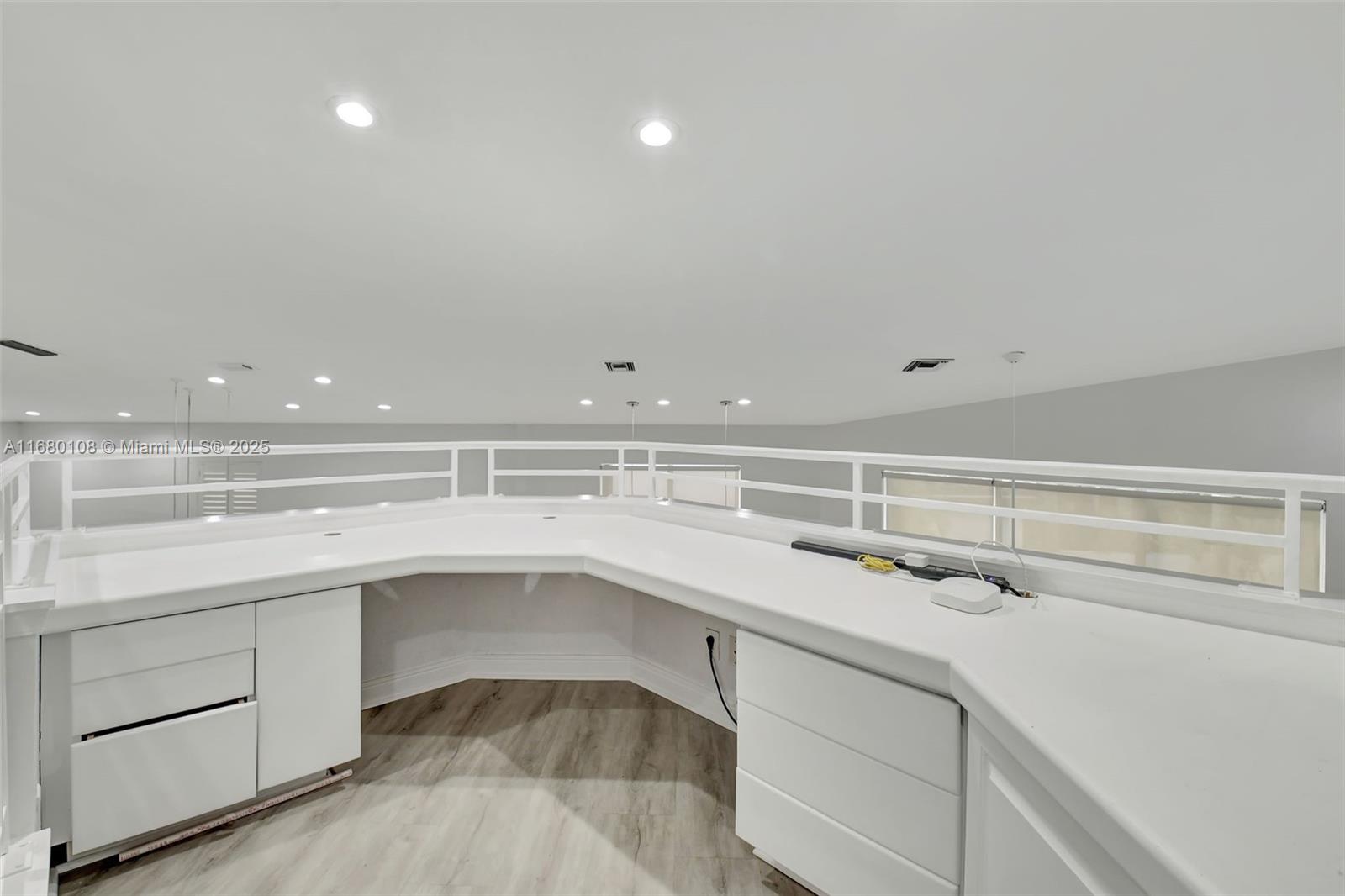 KENSINGTON AT WOODFIELD C - Residential