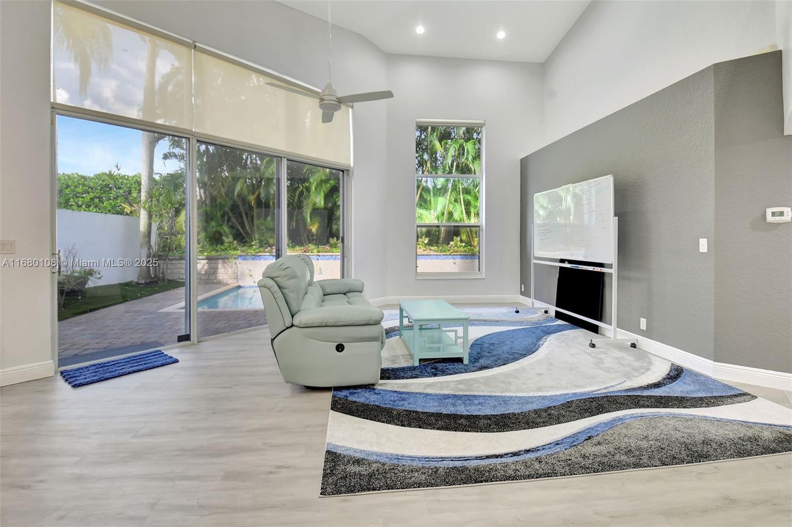 KENSINGTON AT WOODFIELD C - Residential