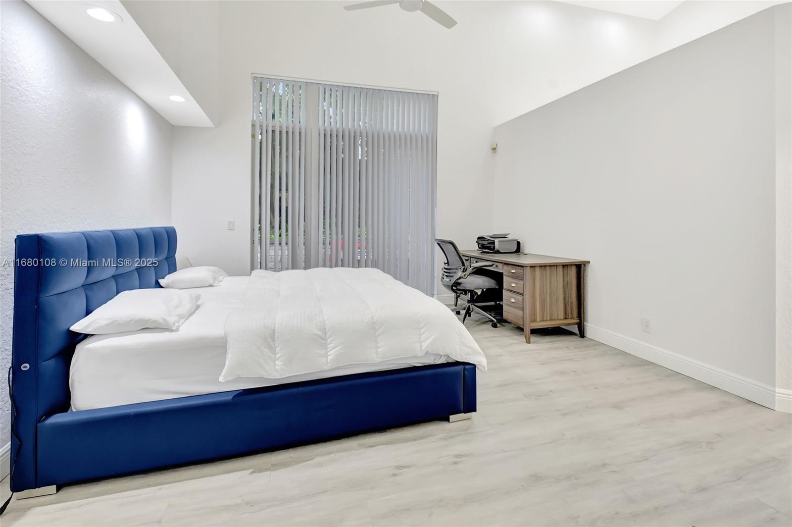 KENSINGTON AT WOODFIELD C - Residential