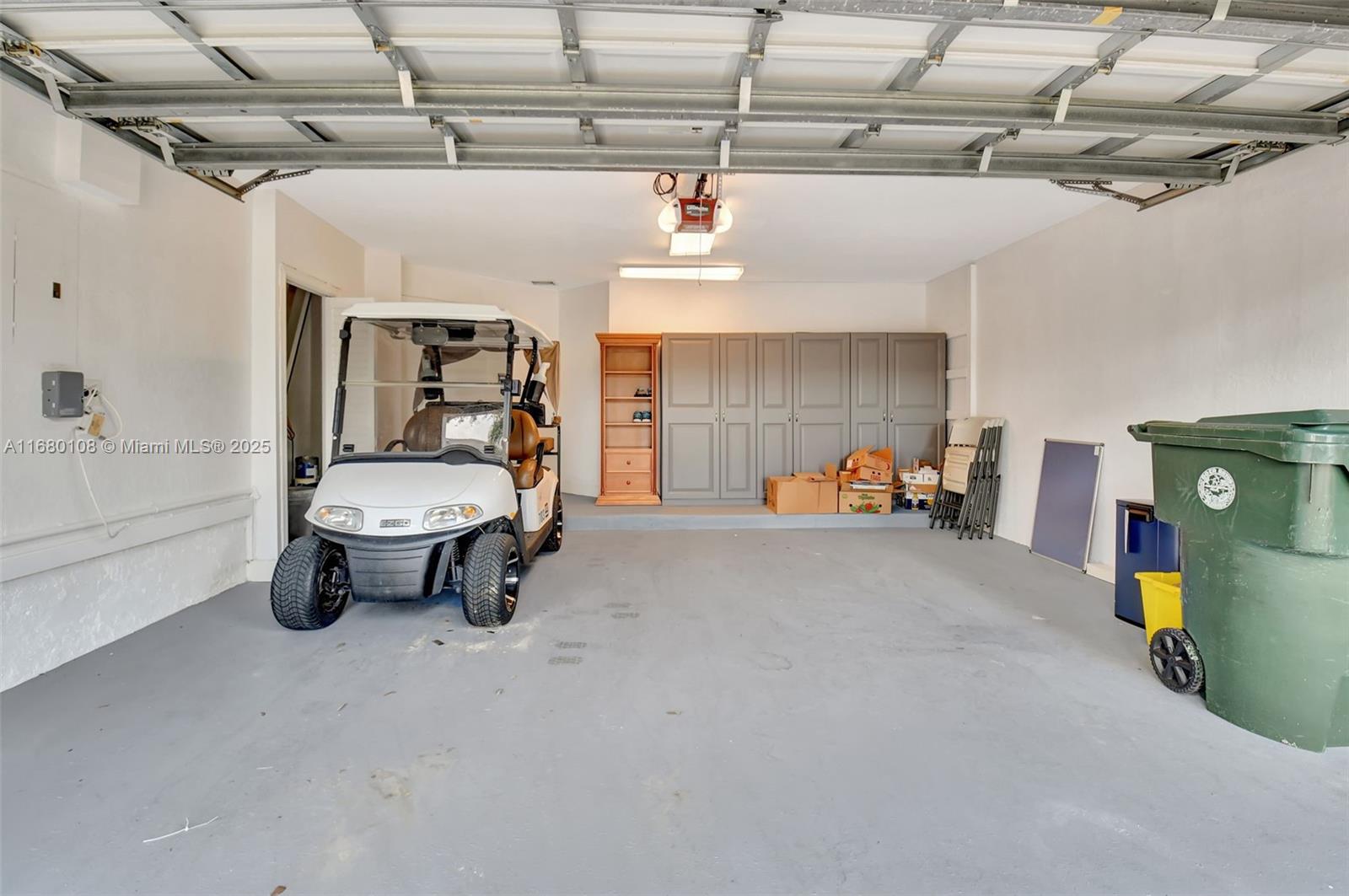 KENSINGTON AT WOODFIELD C - Residential