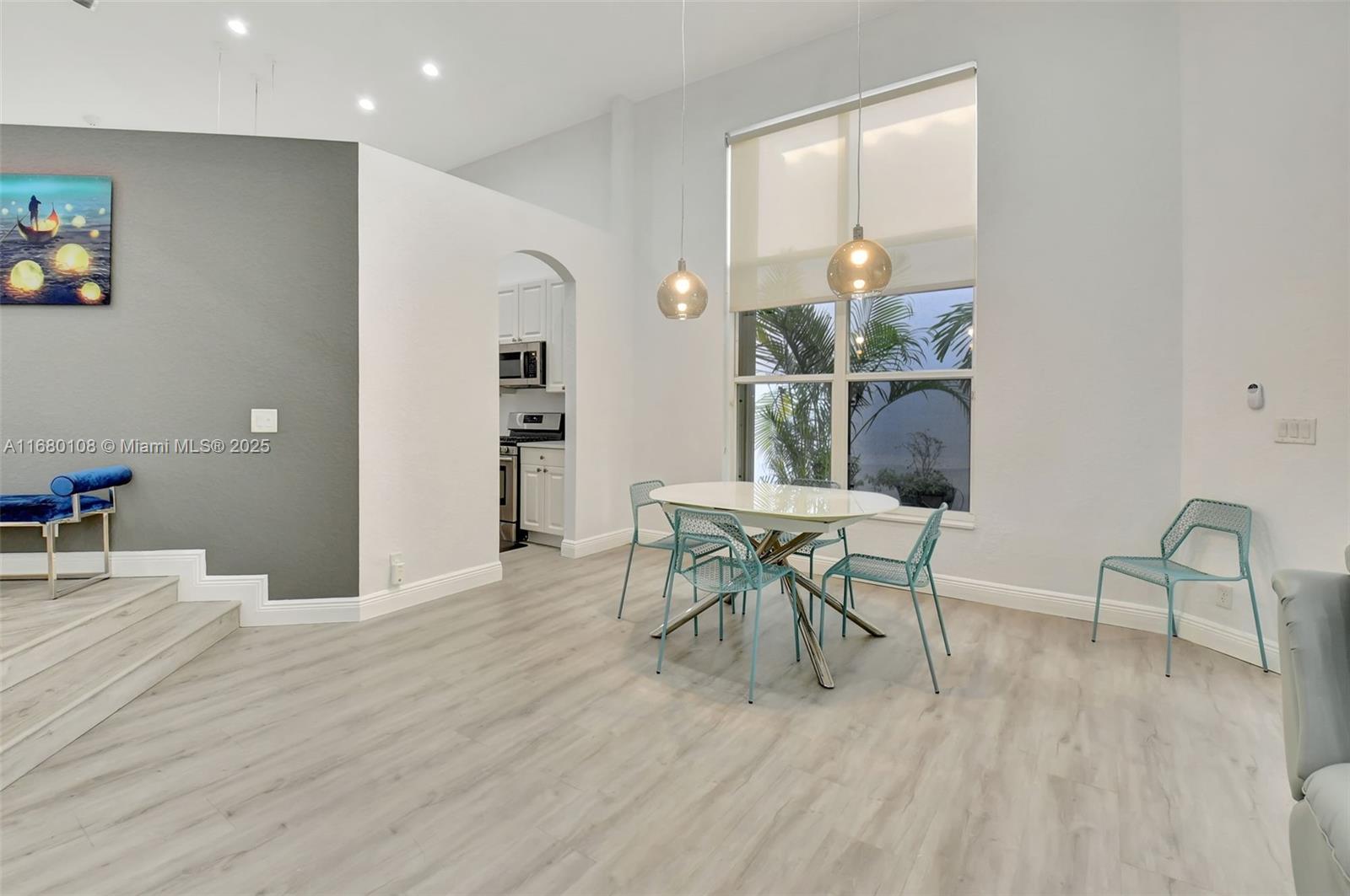 KENSINGTON AT WOODFIELD C - Residential