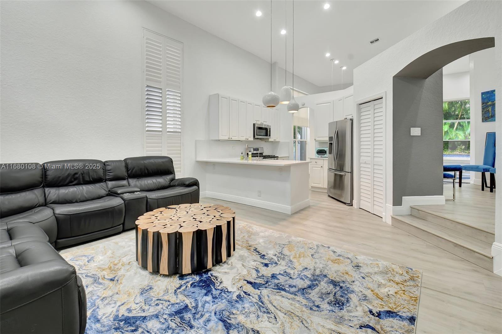 KENSINGTON AT WOODFIELD C - Residential