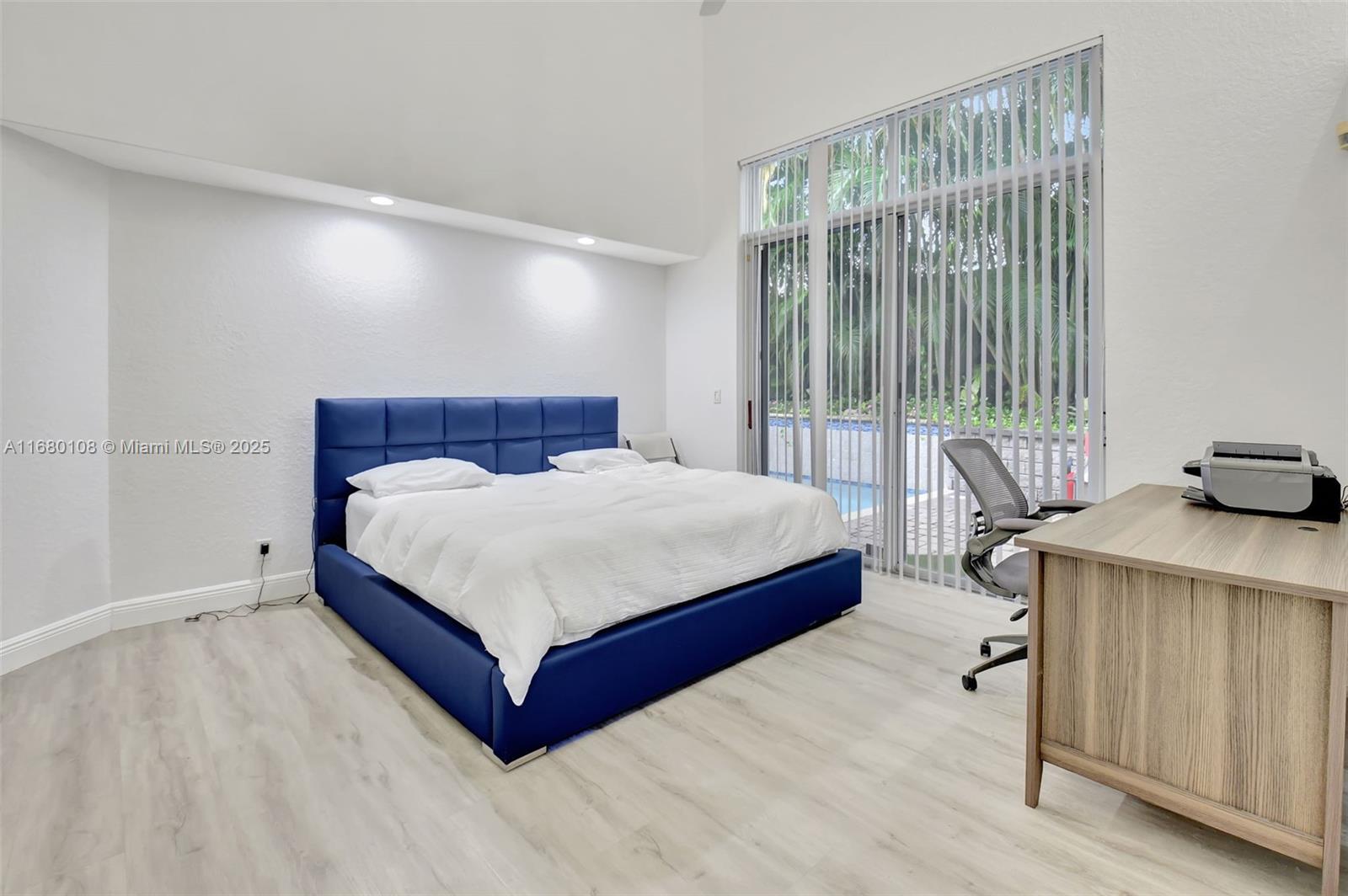 KENSINGTON AT WOODFIELD C - Residential