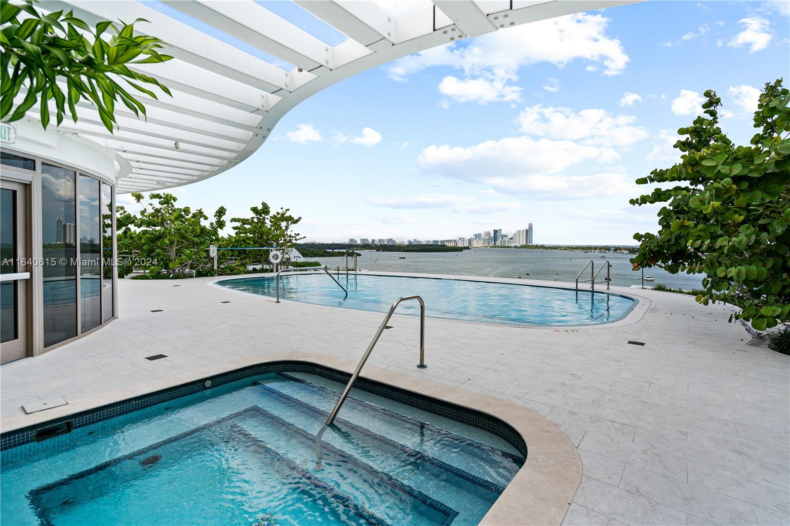 Onda Residences - Residential