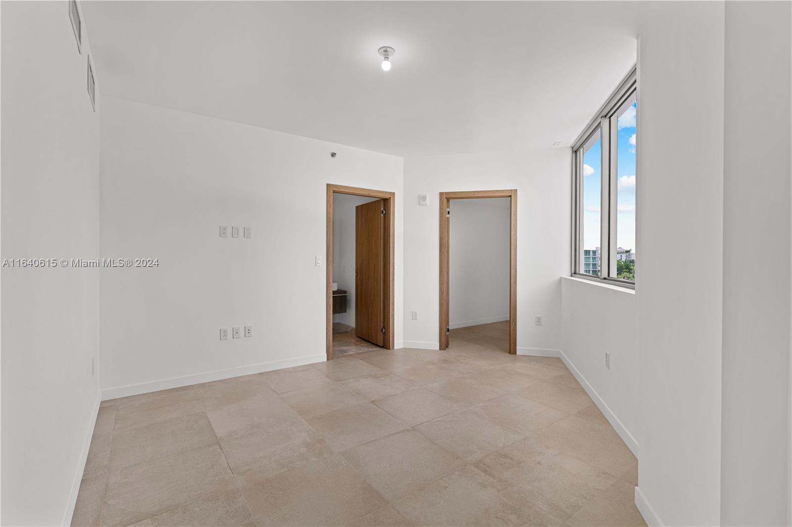Onda Residences - Residential
