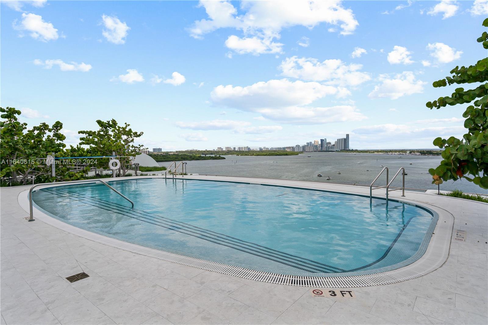 Onda Residences - Residential