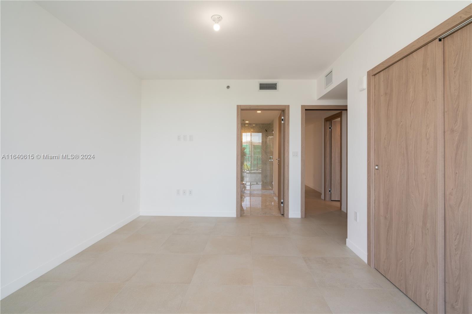 Onda Residences - Residential