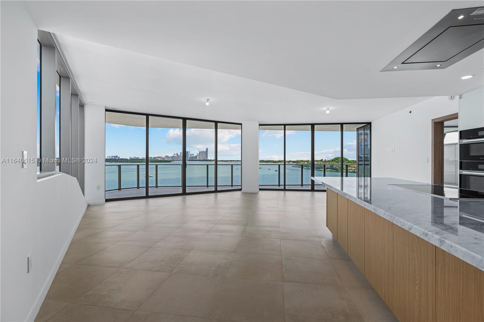 Onda Residences - Residential