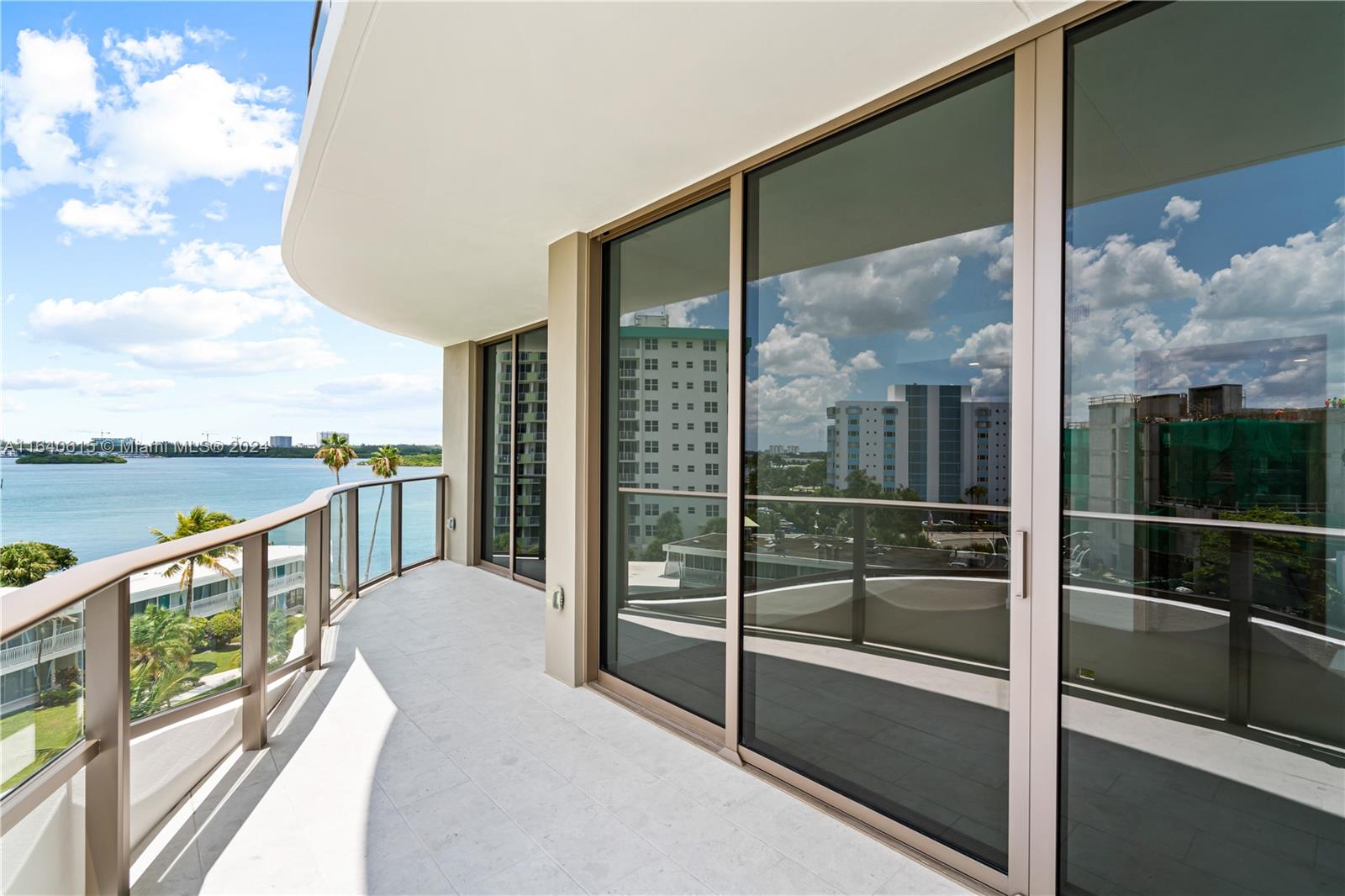 Onda Residences - Residential