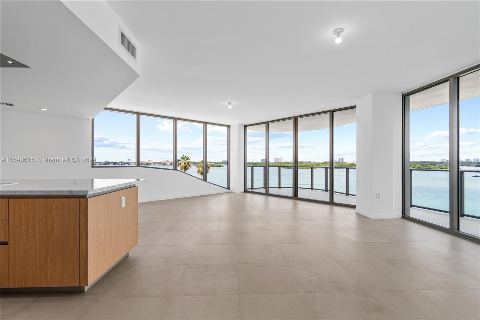 Onda Residences - Residential